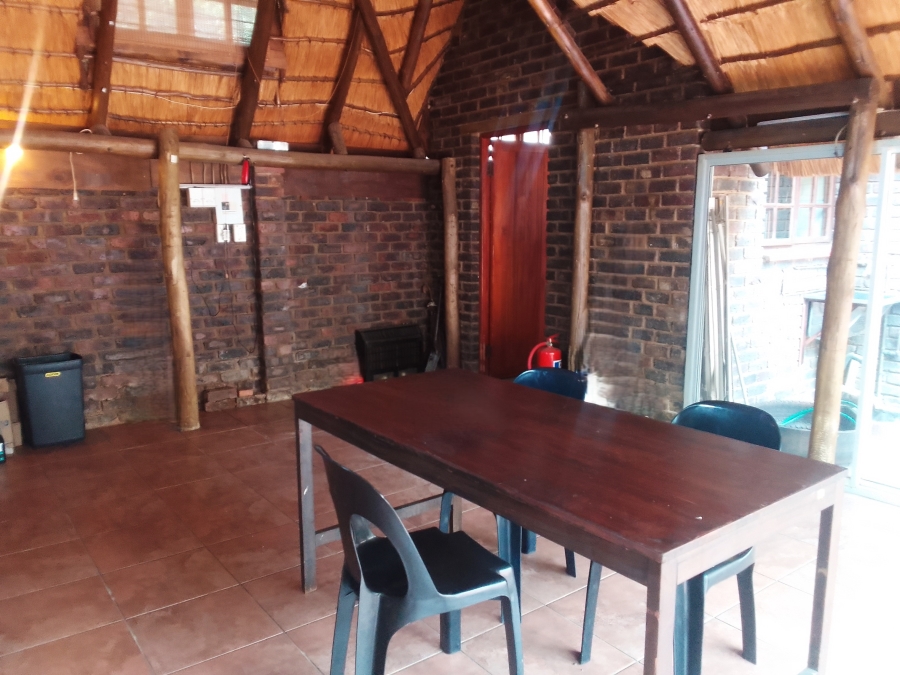 3 Bedroom Property for Sale in Geelhoutpark North West